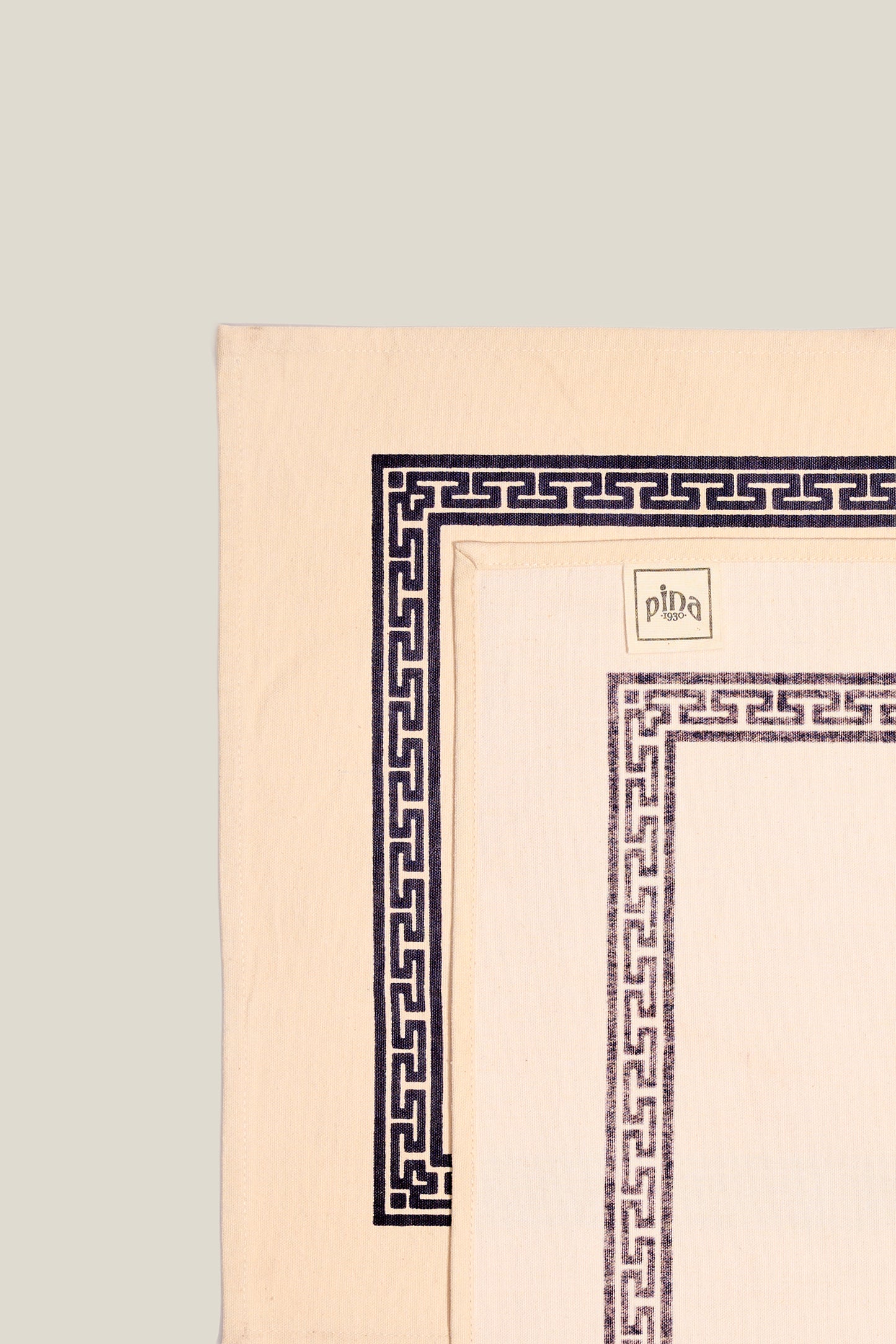 TABLEMAT IN CANVAS "MEANDRO"