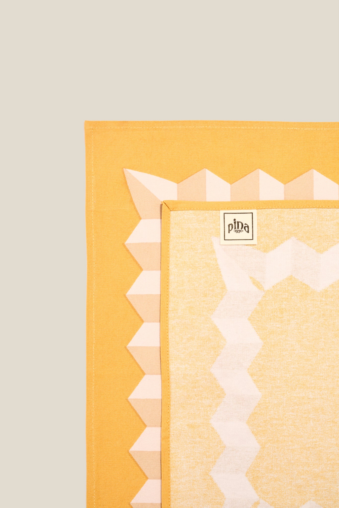 TABLEMAT IN CANVAS "GULLICHE" - GIALLA